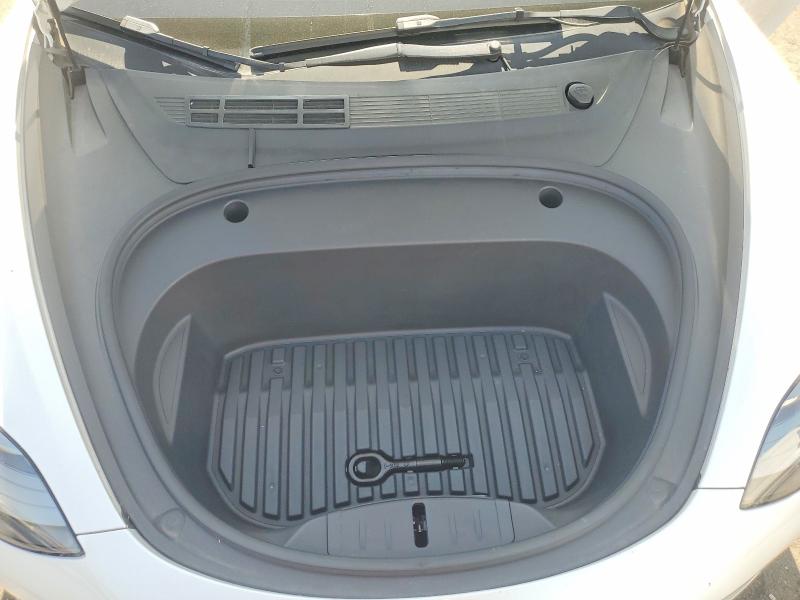 64395776 :رقم المزاد ، 5YJ3E1EA0NF125983 vin ، 2022 Tesla Model 3 مزاد بيع