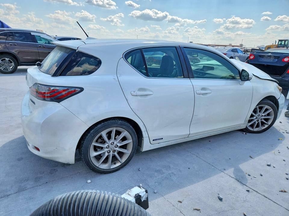 68137226 :رقم المزاد ، JTHKD5BHXC2056306 vin ، 2012 Lexus Ct مزاد بيع