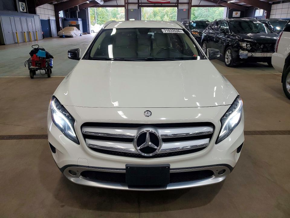 2015 Mercedes-benz Gla მანქანა იყიდება აუქციონზე, vin: WDCTG4GB3FJ093150, აუქციონის ნომერი: 71033536