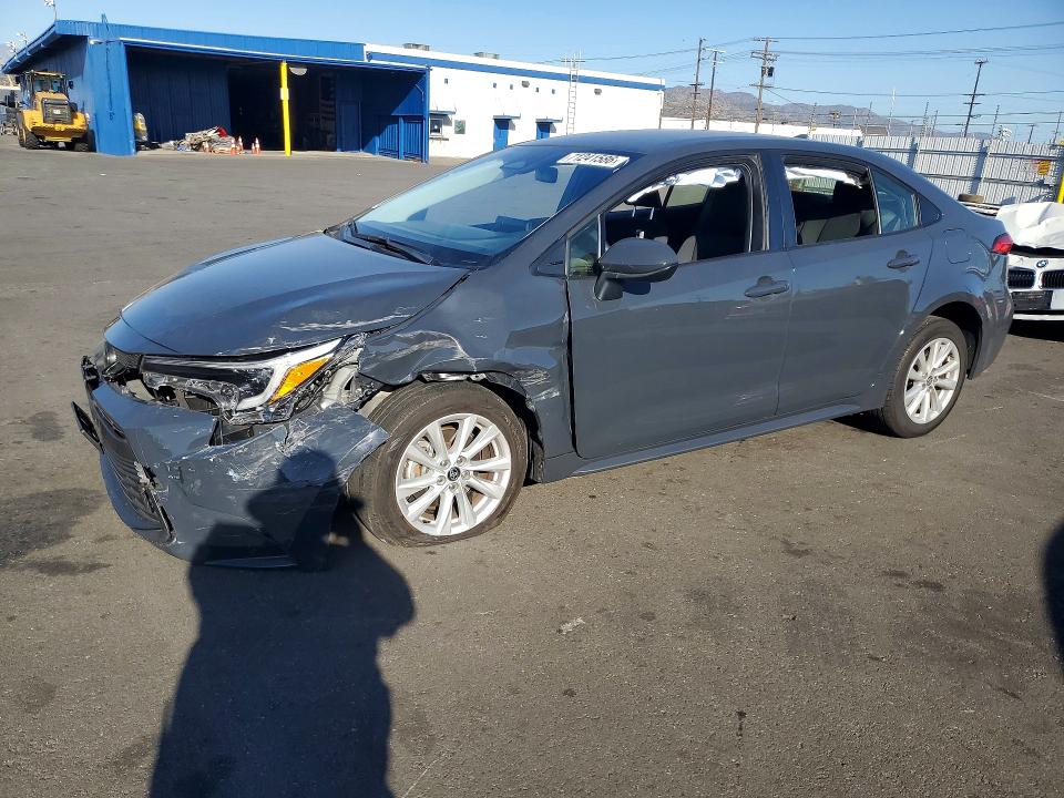 Auction sale of the 2026 Toyota Corolla Hybrid, vin: JTDBCMFE0T3137694, lot number: 71241586