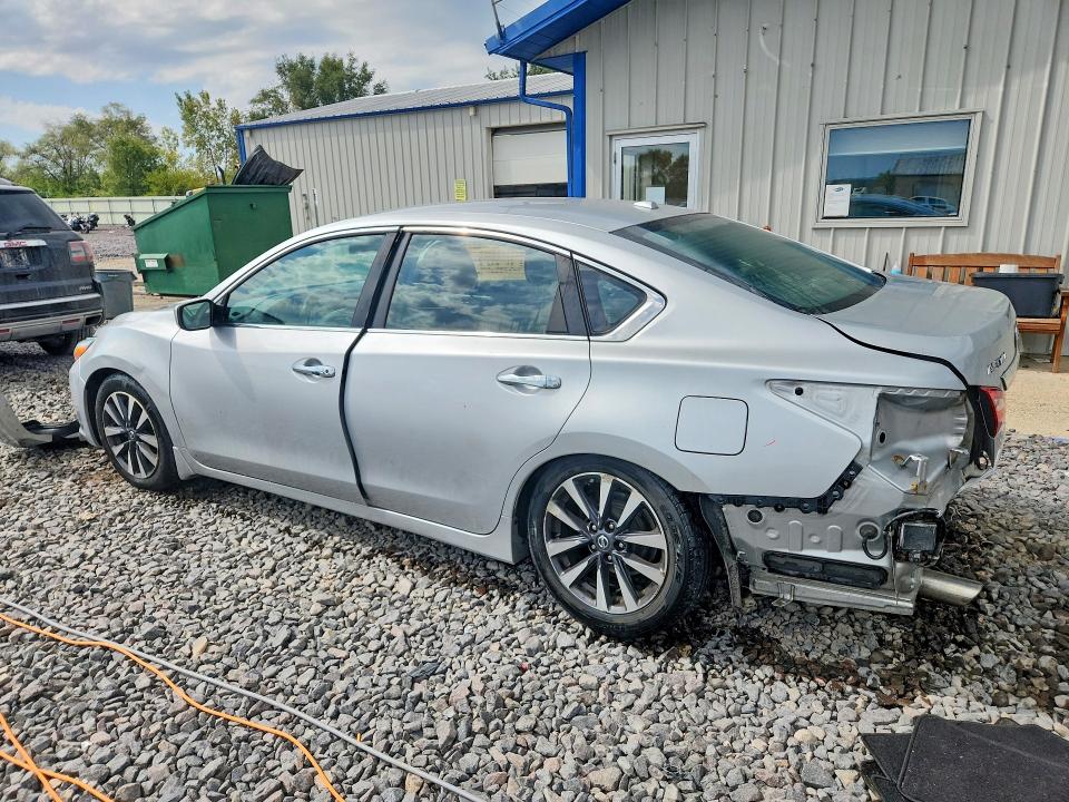 2016 Nissan Altima მანქანა იყიდება აუქციონზე, vin: 1N4AL3AP5GC166909, აუქციონის ნომერი: 68859336