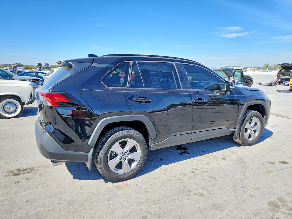 71036376 :رقم المزاد ، 2T3P1RFV8PW402048 vin ، 2023 Toyota Rav4 مزاد بيع
