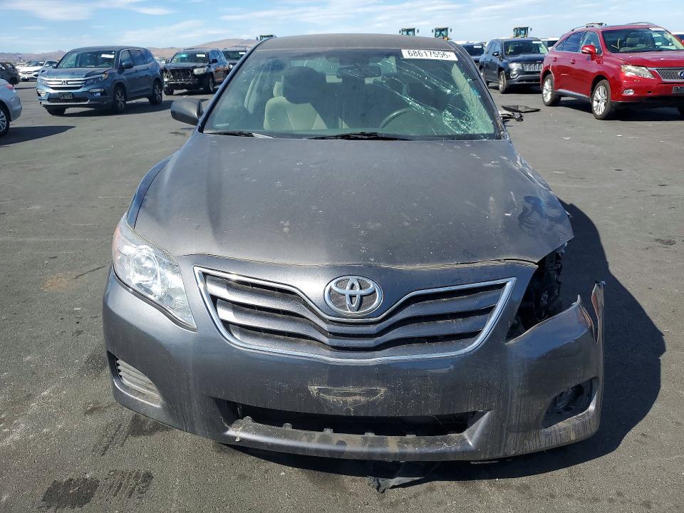 Aukcja sprzedaży 2011 Toyota Camry, vin: 4T1BF3EK7BU118833, numer aukcji: 68617556