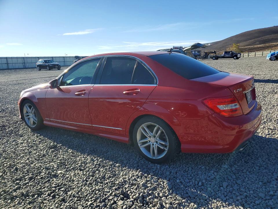 67069696 :رقم المزاد ، WDDGF4HB3DR274259 vin ، 2013 Mercedes-benz C مزاد بيع