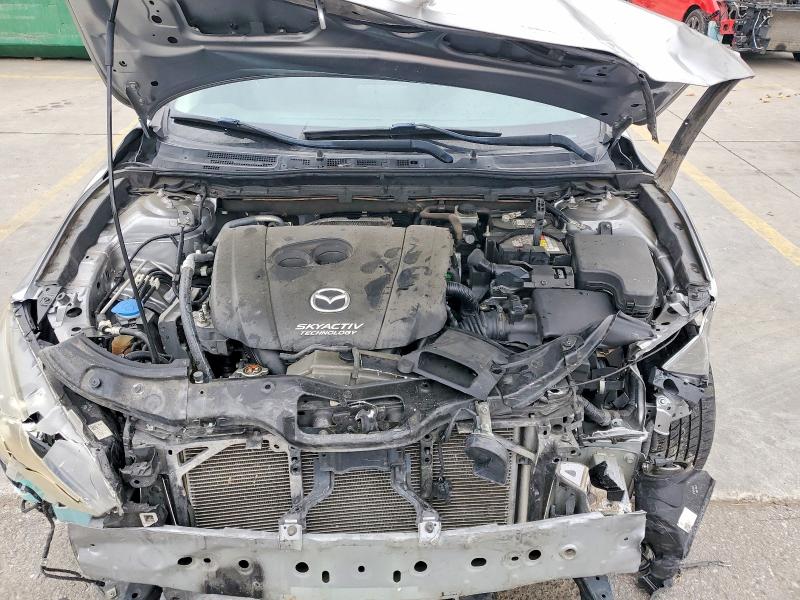 70241926 :رقم المزاد ، JM1BM1U77G1335528 vin ، 2016 Mazda 3 مزاد بيع