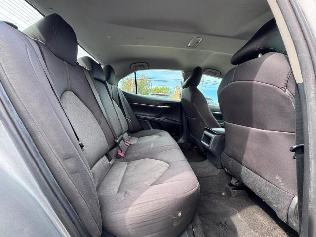 71096876 :رقم المزاد ، 4T1B11HK9KU796255 vin ، 2019 Toyota Camry مزاد بيع