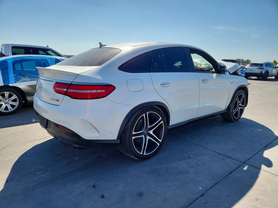 2018 Mercedes-benz Gle Coupe მანქანა იყიდება აუქციონზე, vin: 4JGED6EB7JA102295, აუქციონის ნომერი: 69497436