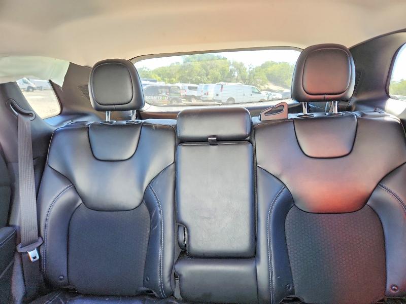 68843436 :رقم المزاد ، 1C4PJMLB4KD423773 vin ، 2019 Jeep Cherokee مزاد بيع