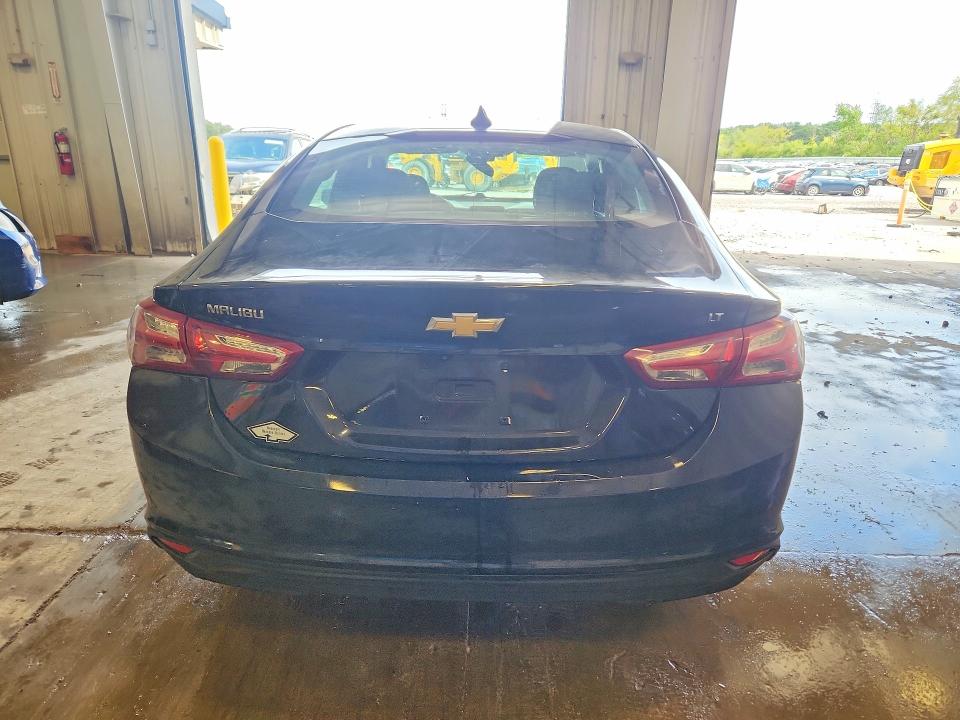 67496126 :رقم المزاد ، 1G1ZD5ST0NF193019 vin ، 2022 Chevrolet Malibu مزاد بيع