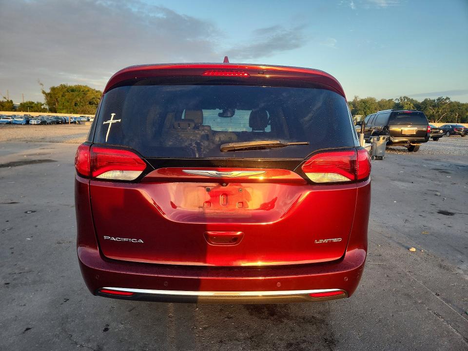 69620666 :رقم المزاد ، 2C4RC1GG3HR620382 vin ، 2017 Chrysler Pacifica مزاد بيع