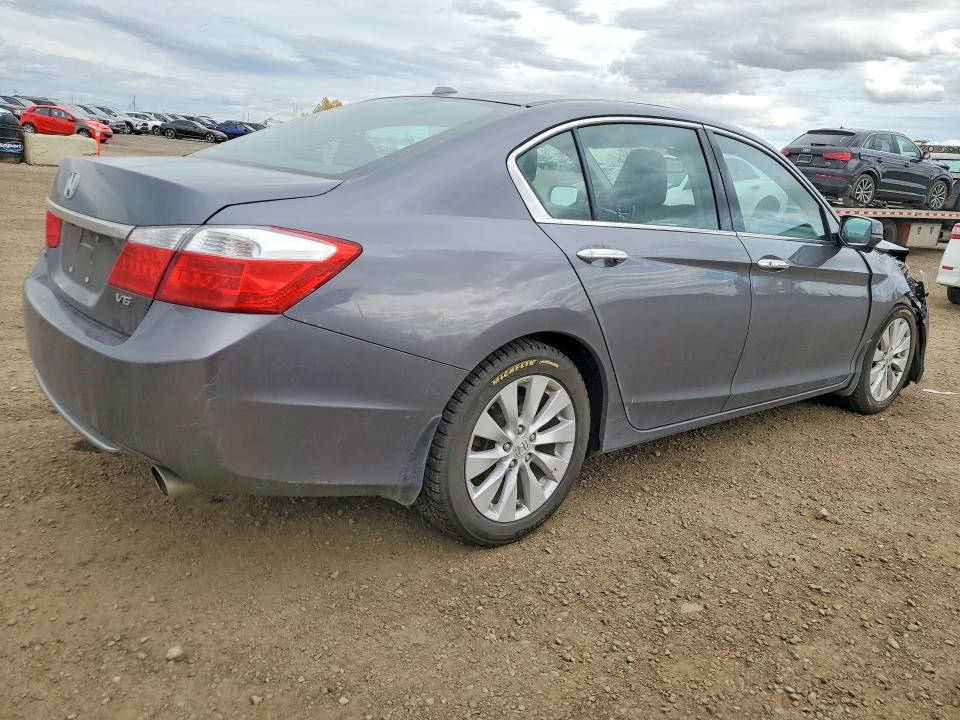 Продаж на аукціоні авто 2014 Honda Accord, vin: 1HGCR3F8XEA801524, номер лоту: 70931346