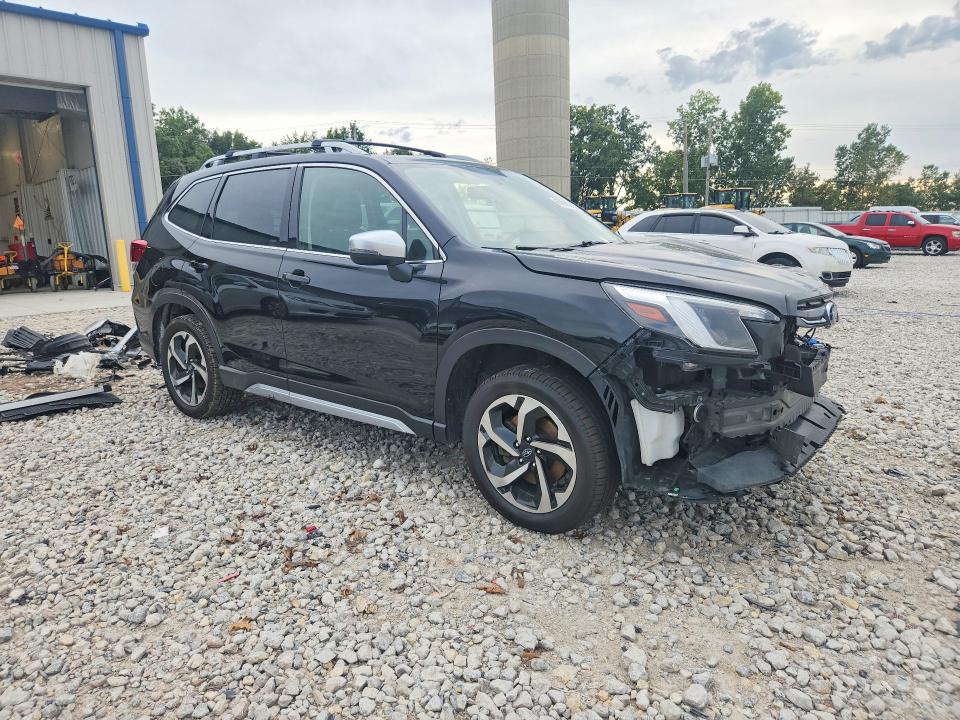 67886816 :رقم المزاد ، JF2SKARC6NH417915 vin ، 2022 Subaru Forester مزاد بيع