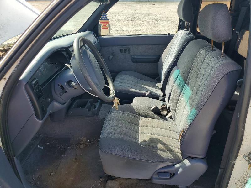 70333986 :رقم المزاد ، 4TAVL52N3WZ000982 vin ، 1998 Toyota Tacoma مزاد بيع