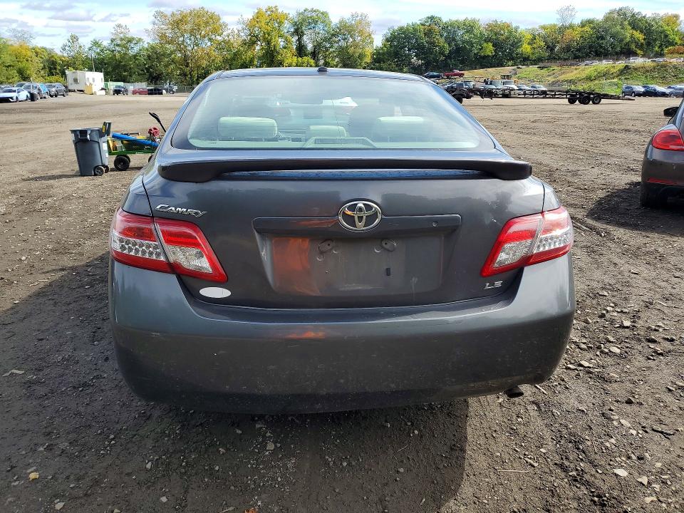 2010 Toyota Camry მანქანა იყიდება აუქციონზე, vin: 4T4BF3EK7AR056886, აუქციონის ნომერი: 70135656