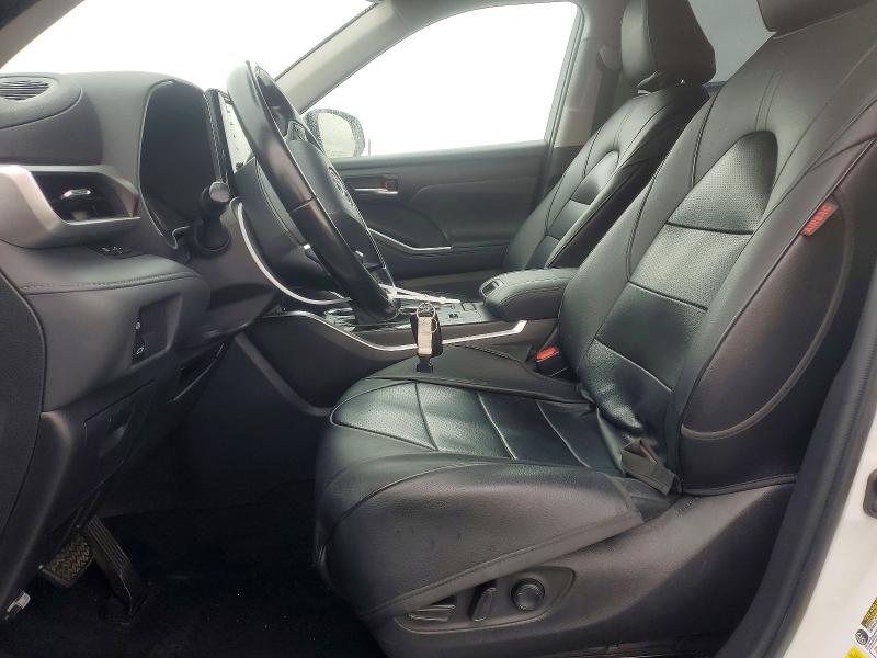 2022 Toyota Highlander Hybrid მანქანა იყიდება აუქციონზე, vin: 5TDHBRCH2NS554647, აუქციონის ნომერი: 67931896