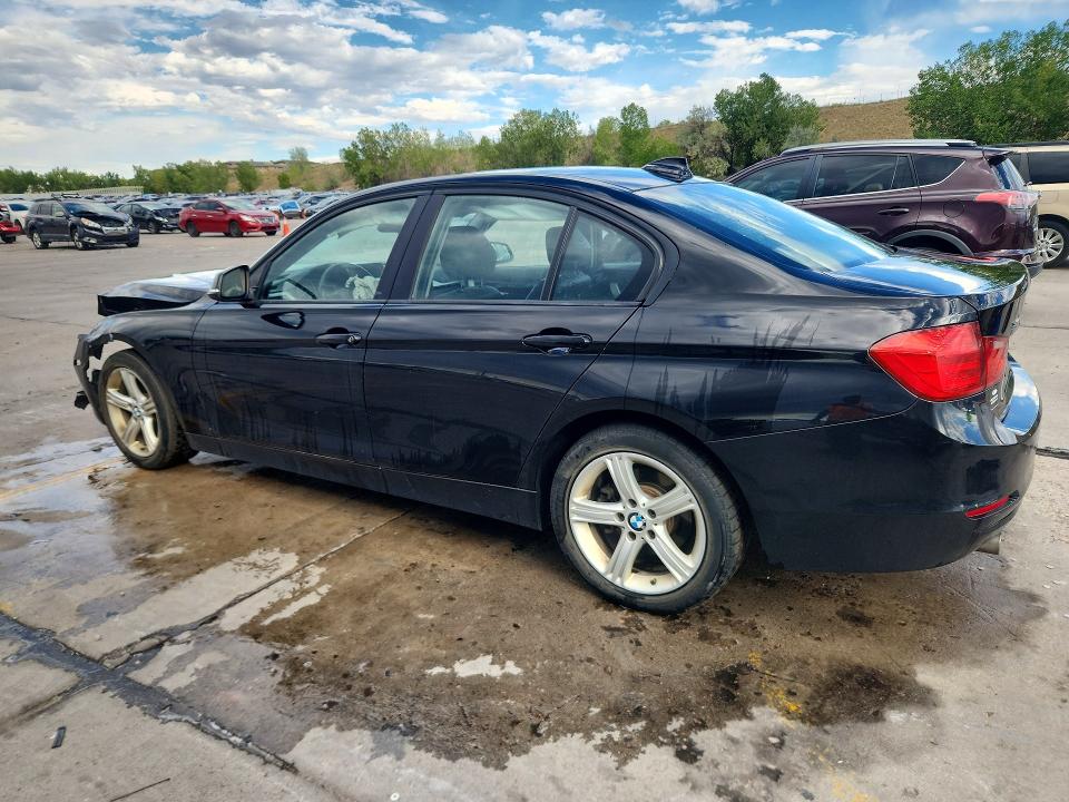 2013 Bmw 320 მანქანა იყიდება აუქციონზე, vin: WBA3C3C51DF981002, აუქციონის ნომერი: 68267196