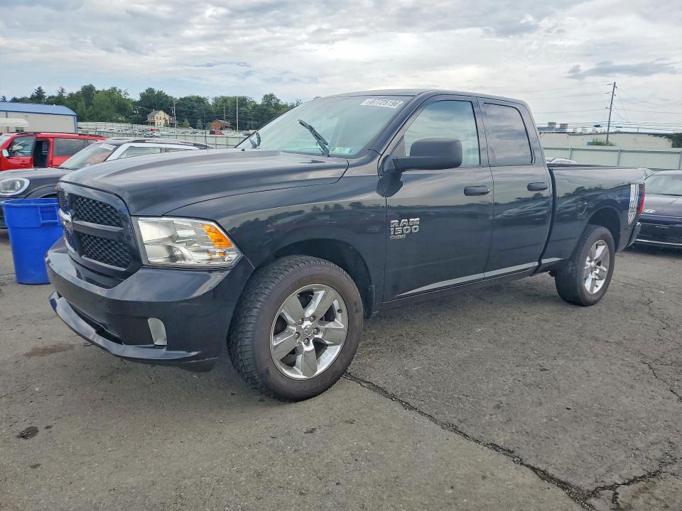 67725196 :رقم المزاد ، 1C6RR7FG6KS523208 vin ، 2019 Ram 1500 Classic مزاد بيع