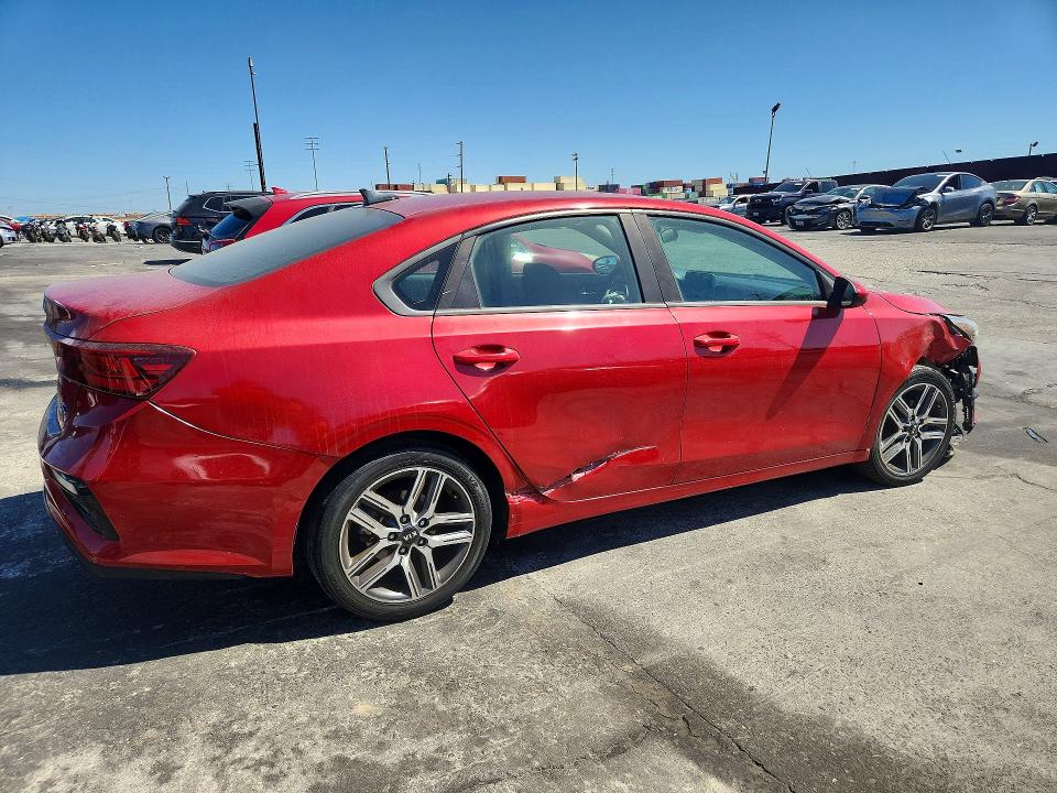 70335556 :رقم المزاد ، 3KPF34AD4KE070590 vin ، 2019 Kia Forte مزاد بيع