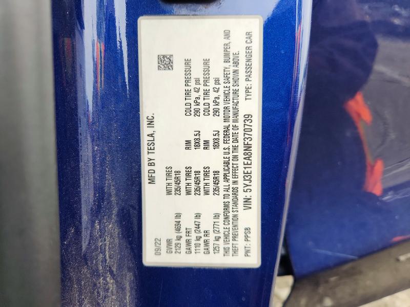 70726136 :رقم المزاد ، 5YJ3E1EA8NF370739 vin ، 2022 Tesla Model 3 مزاد بيع