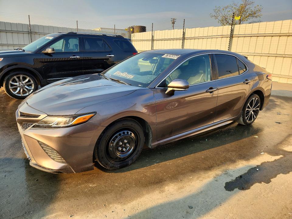 2019 Toyota Camry მანქანა იყიდება აუქციონზე, vin: 4T1B11HK8KU226103, აუქციონის ნომერი: 67826506
