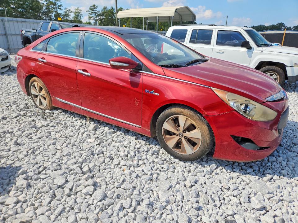 2011 Hyundai Sonata მანქანა იყიდება აუქციონზე, vin: KMHEC4A4XBA018665, აუქციონის ნომერი: 68954706
