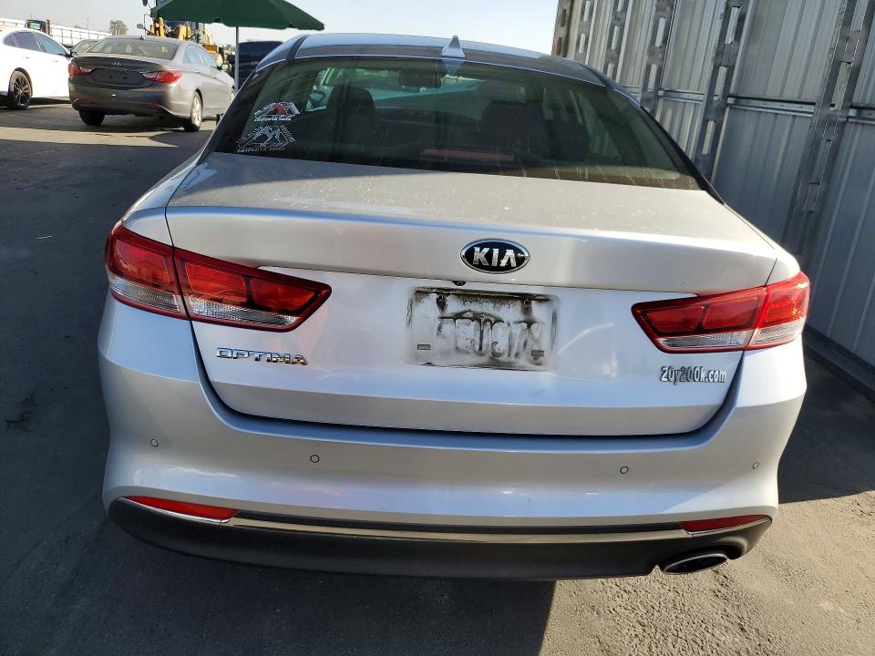 68968906 :رقم المزاد ، 5XXGT4L37JG272452 vin ، 2018 Kia Optima مزاد بيع