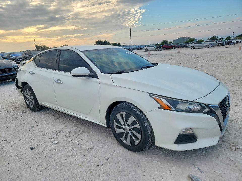 Продажа на аукционе авто 2020 Nissan Altima, vin: 1N4BL4BV7LC255673, номер лота: 67492076