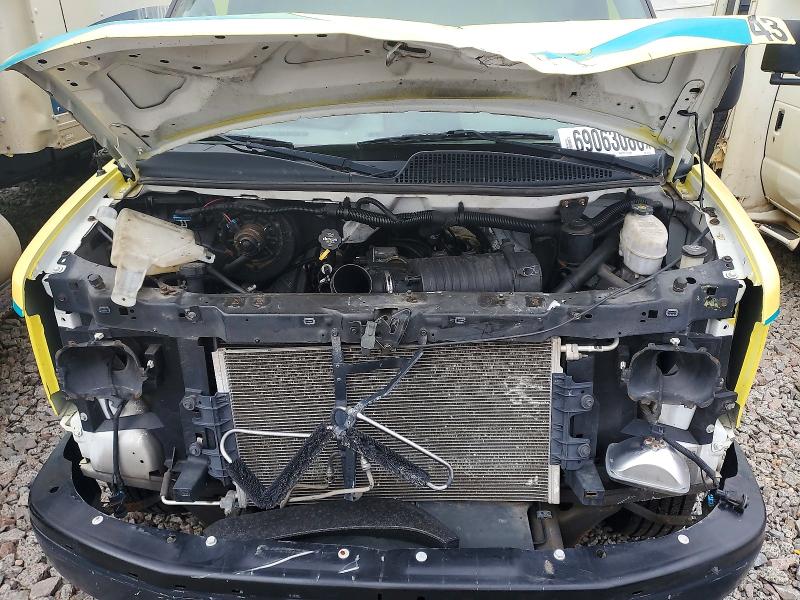 69063086 :رقم المزاد ، 1GB0G2CG4F1275779 vin ، 2015 Chevrolet Express G3500 مزاد بيع