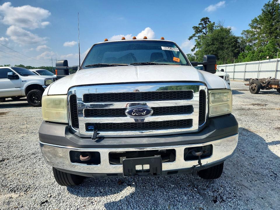 68641936 :رقم المزاد ، 1FDXF46F7XEE44212 vin ، 1999 Ford F450 مزاد بيع
