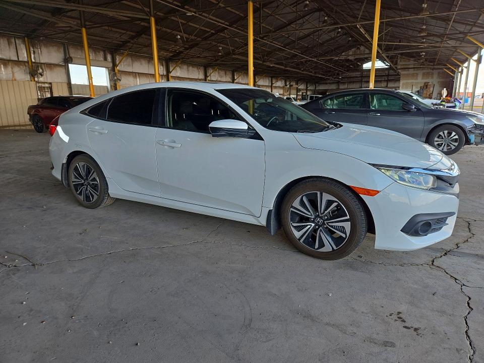 Продажа на аукционе авто 2018 Honda Civic, vin: JHMFC1F75JX007772, номер лота: 71284796