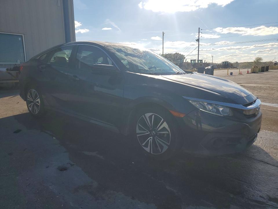 Продажа на аукционе авто 2016 Honda Civic, vin: 19XFC1F70GE211485, номер лота: 70724486