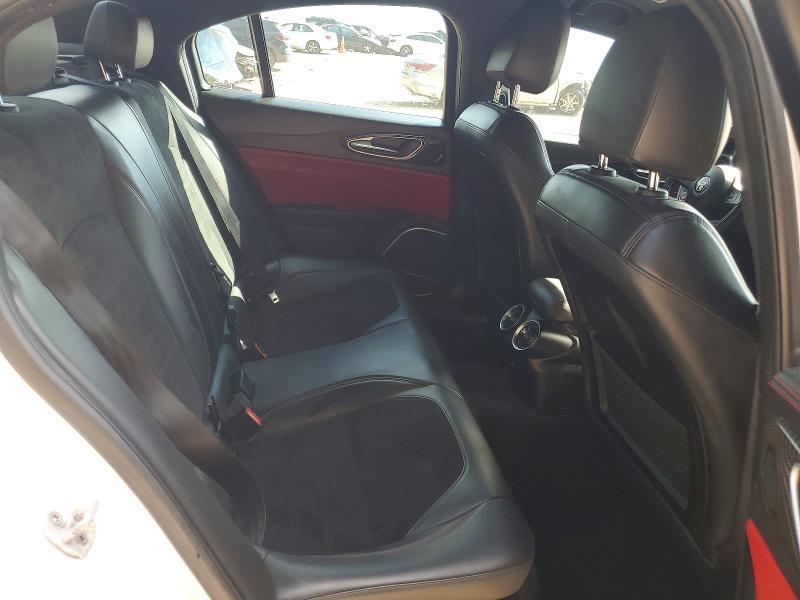 Aukcja sprzedaży 2018 Alfa Romeo Giulia, vin: ZARFAEAV1J7578704, numer aukcji: 68180656