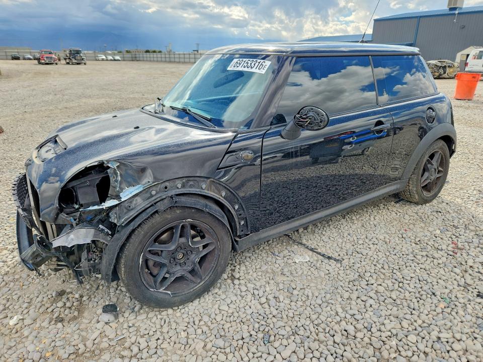 Продажа на аукционе авто 2010 Mini Cooper, vin: WMWMF7C50ATZ69049, номер лота: 69153316