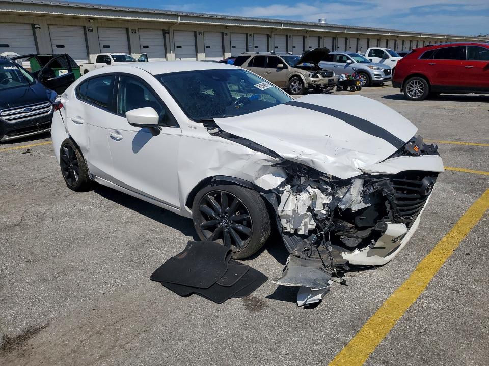 Продаж на аукціоні авто 2018 Mazda 3, vin: 3MZBN1V38JM183226, номер лоту: 68589236