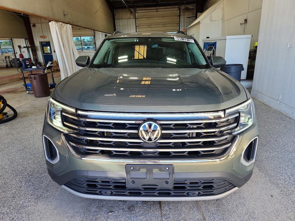 69512016 :رقم المزاد ، 1V2KR2CAXSC573146 vin ، 2025 Volkswagen Atlas مزاد بيع