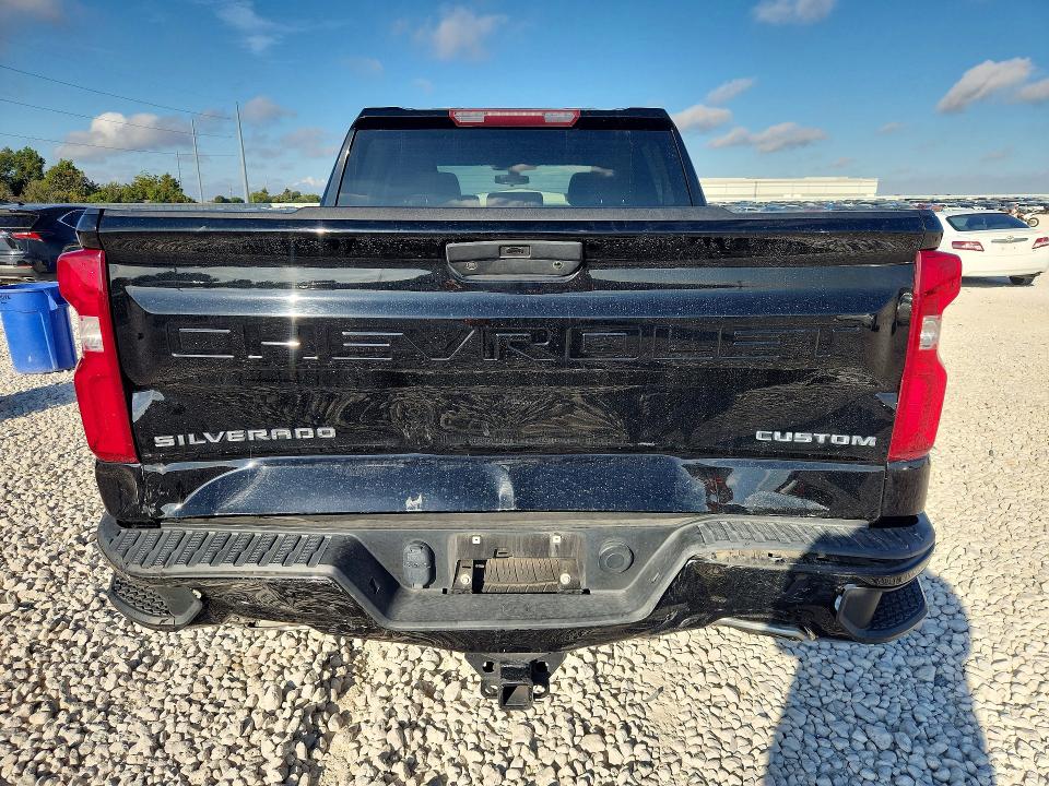 68232126 :رقم المزاد ، 1GCPYCEF6MZ399360 vin ، 2021 Chevrolet Silverado مزاد بيع