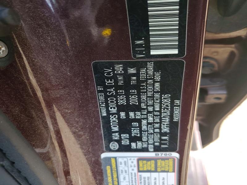 67502016 :رقم المزاد ، 3KPFK4A78JE250876 vin ، 2018 Kia Forte مزاد بيع