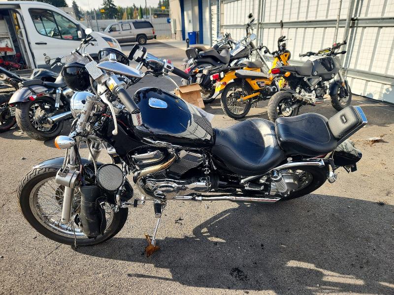 67907026 :رقم المزاد ، JS1VX51L352102244 vin ، 2005 Suzuki Vs1400 مزاد بيع