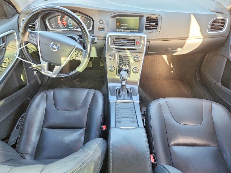 69283536 :رقم المزاد ، YV140MFB0F2315387 vin ، 2015 Volvo S60 مزاد بيع