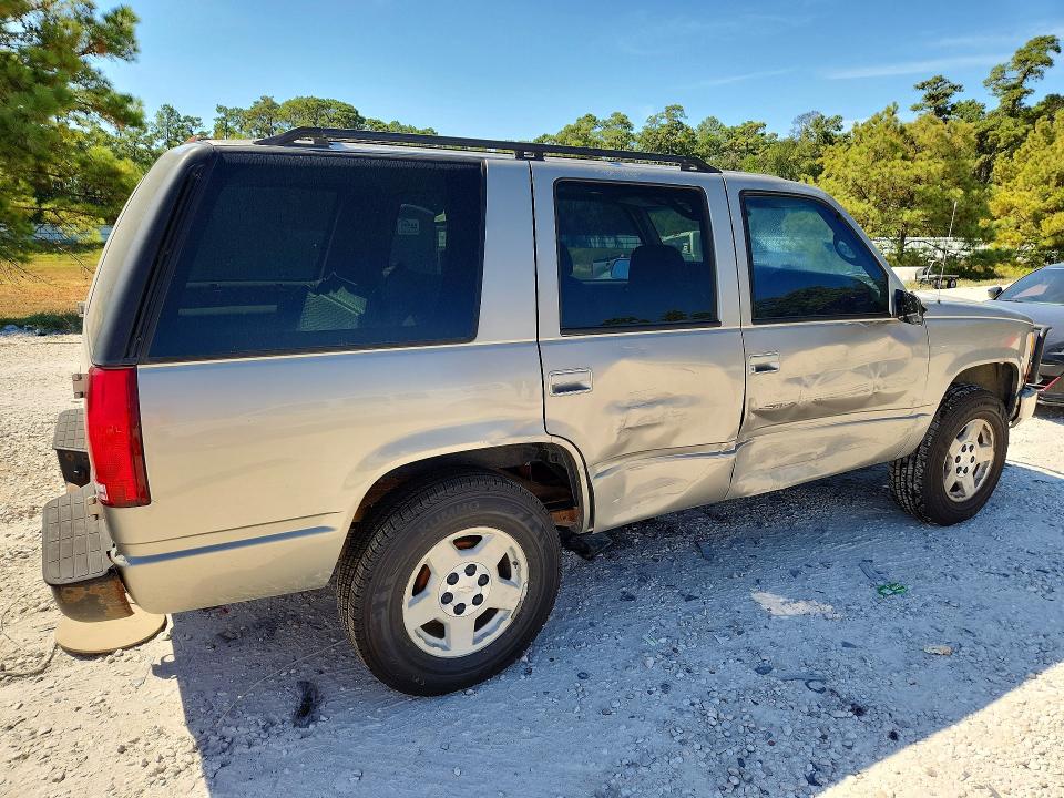 1999 Chevrolet Tahoe მანქანა იყიდება აუქციონზე, vin: 1GNEK13R2XJ344196, აუქციონის ნომერი: 69535636