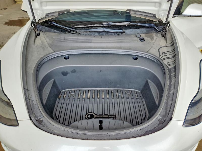 Продажа на аукционе авто 2023 Tesla Model 3, vin: 5YJ3E1EA8PF434183, номер лота: 69948126