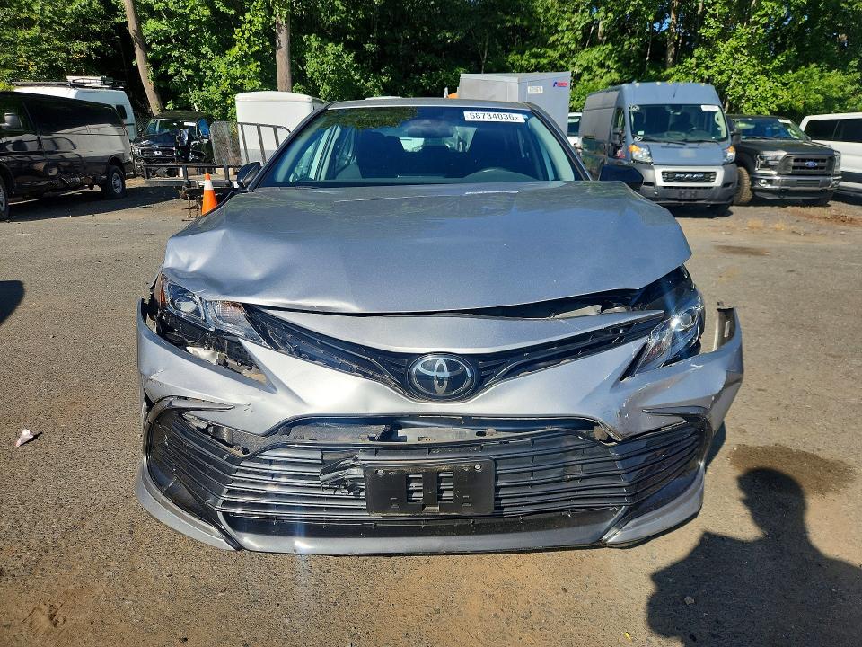 Aukcja sprzedaży 2022 Toyota Camry, vin: 4T1C11AK9NU705388, numer aukcji: 68734036