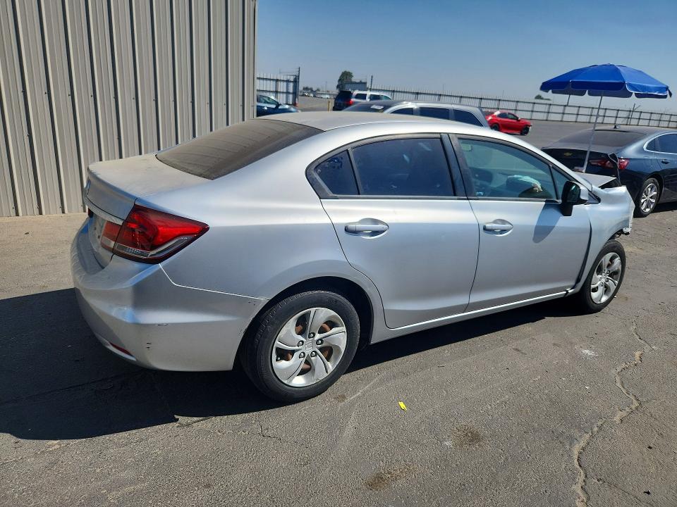 Продажа на аукционе авто 2013 Honda Civic, vin: 2HGFB2F54DH558665, номер лота: 70130186