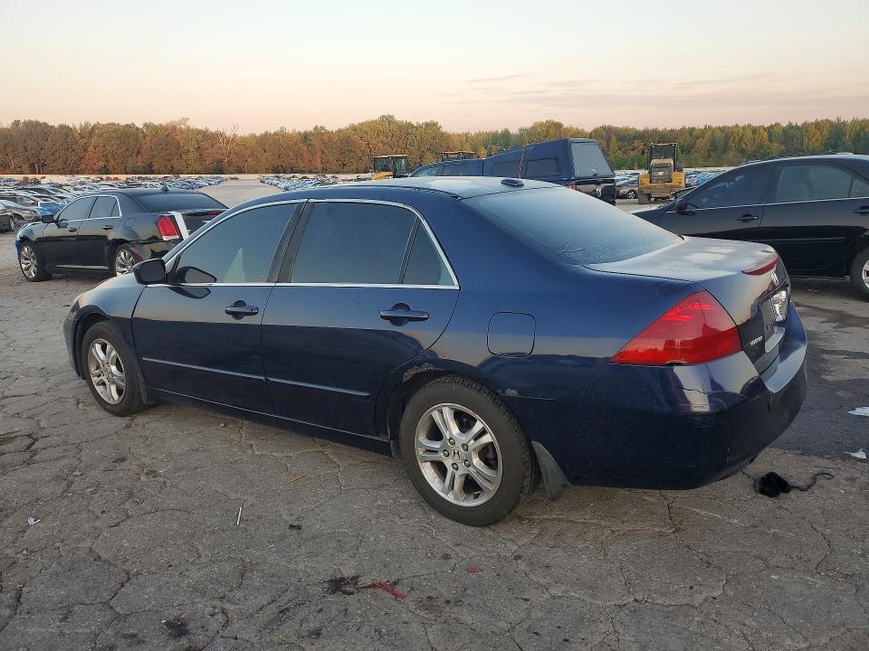 Продажа на аукционе авто 2007 Honda Accord, vin: 1HGCM567X7A153557, номер лота: 68941376