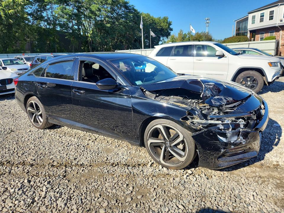Продаж на аукціоні авто 2018 Honda Accord, vin: 1HGCV1F36JA053725, номер лоту: 68487766