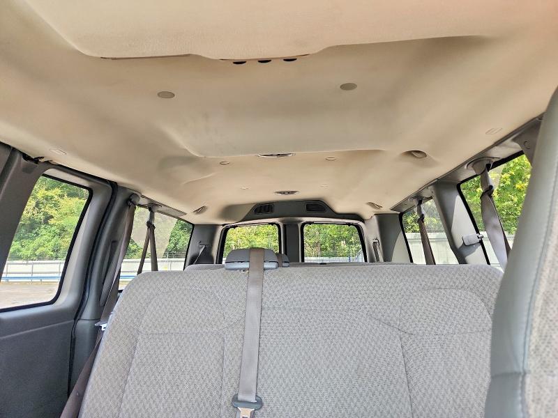 67872376 :رقم المزاد ، 1GAHG35K681104386 vin ، 2008 Chevrolet Express G3500 مزاد بيع