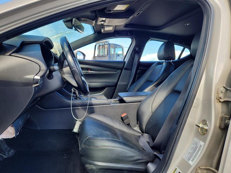 69199156 :رقم المزاد ، JM1BPALL8N1513207 vin ، 2022 Mazda 3 مزاد بيع