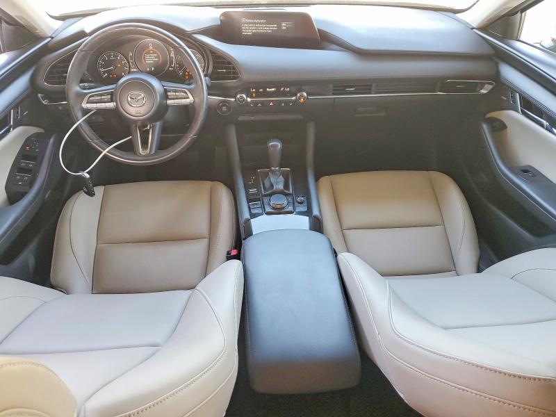 67871876 :رقم المزاد ، 3MZBPADL9KM105518 vin ، 2019 Mazda 3 مزاد بيع