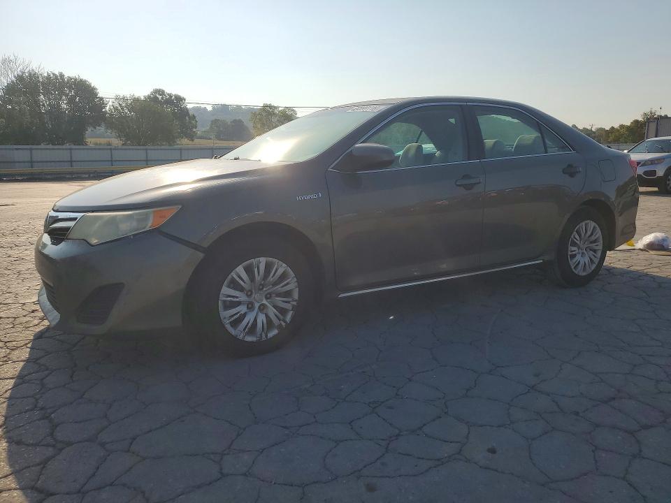 2013 Toyota Camry Hybrid მანქანა იყიდება აუქციონზე, vin: 4T1BD1FK2DU094856, აუქციონის ნომერი: 69399116