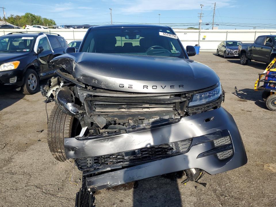 2024 Land Rover Range Rover Sport მანქანა იყიდება აუქციონზე, vin: SAL1L9FU1RA418044, აუქციონის ნომერი: 65430796